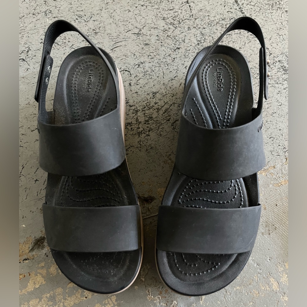 Croc sandals size 9